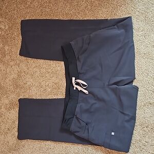 XL Scrub Pants